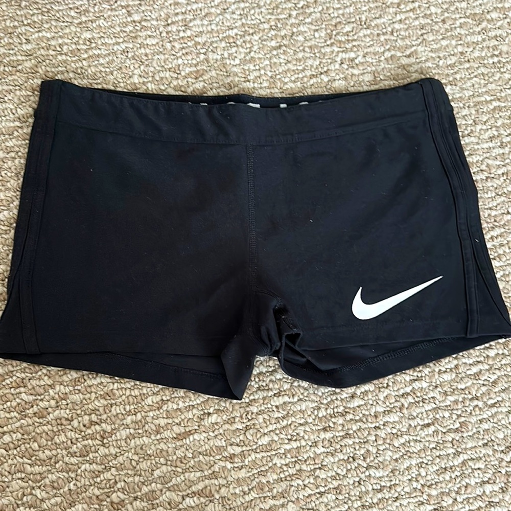Nike dri fit short shorts